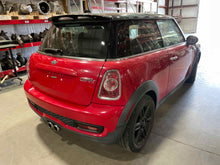 Load image into Gallery viewer, FRONT WINDOW REGULATOR Mini Cooper Clubman 2007 07 08 09 10 11 12 Right - NW525823
