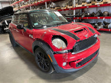 Load image into Gallery viewer, QUARTER GLASS Mini Cooper 2007 07 2008 08 2009 09 2010 10 11 12 Right - NW525953
