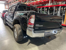 Load image into Gallery viewer, REAR DRIVE SHAFT Tacoma 05 06 07 08 09 10 11 12 13 14 15 AT - NW525986
