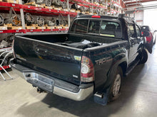 Load image into Gallery viewer, REAR DRIVE SHAFT Tacoma 05 06 07 08 09 10 11 12 13 14 15 AT - NW525986
