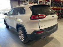 Load image into Gallery viewer, Carrier Assembly Jeep Cherokee 2016 - NW526551
