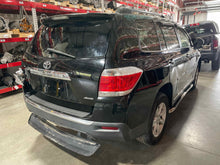 Load image into Gallery viewer, Brake Master Cylinder  HIGHLANDER 2011 - NW526309
