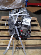 Load image into Gallery viewer, REAR AXLE SHAFT Nissan Rogue Sport 17 18 19 20 21 22 - NW528055
