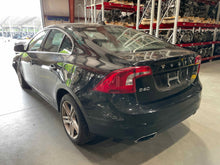Load image into Gallery viewer, ECU ECM COMPUTER Volvo S60 2013 13 2014 14 - NW528919
