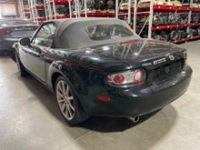 Load image into Gallery viewer, AIR CLEANER BOX Mazda Miata MX-5 06 07 08 09 10 11 12 13 14 - NW528761
