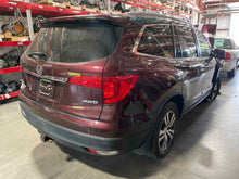 Load image into Gallery viewer, RADIO Honda Pilot 2016 16 2017 17 2018 18 2019 19 - NW530955
