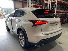 Load image into Gallery viewer, Computer  LEXUS NX200T 2017 - NW532820
