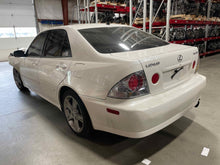 Load image into Gallery viewer, ECU ECM COMPUTER Lexus IS300 2001 01 - NW534412
