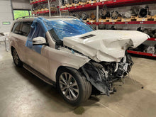 Load image into Gallery viewer, TAIL LIGHT LAMP ASSEMBLY Gl350 Gl450 Gl550 GL63 AMG 13-16 Left - NW539360
