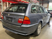 Load image into Gallery viewer, AIR CLEANER BOX BMW 325ci 325i 02 03 04 05 06 - NW539511
