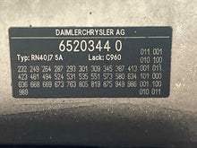 Load image into Gallery viewer, CD CHANGER C240 C320 C230 2001 01 2002 02 03 04 05 06 - NW539550
