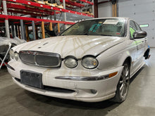 Load image into Gallery viewer, AIR CLEANER BOX Jaguar X Type 02 03 04 05 06 07 08 - NW543229
