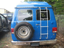Load image into Gallery viewer, Transmission  CHEVROLET 20 VAN 1988 - MM556377
