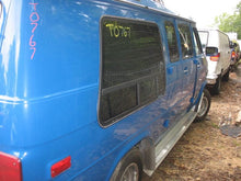 Load image into Gallery viewer, Transmission  CHEVROLET 20 VAN 1988 - MM556377
