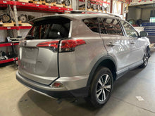 Load image into Gallery viewer, FRONT DOOR WINDOW REGULATOR POWER Rav4 13 14 15 16 17 18 Left - NW558517
