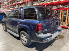 Load image into Gallery viewer, RADIATOR OVERFLOW Trailblazer Envoy Rainier Envoy 2002 02 2003 03 04 05 - 09 - NW569228
