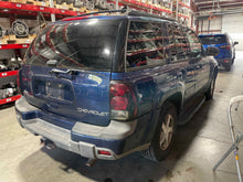 Load image into Gallery viewer, RADIATOR OVERFLOW Trailblazer Envoy Rainier Envoy 2002 02 2003 03 04 05 - 09 - NW569228
