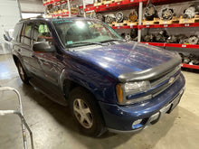Load image into Gallery viewer, RADIATOR OVERFLOW Trailblazer Envoy Rainier Envoy 2002 02 2003 03 04 05 - 09 - NW569228
