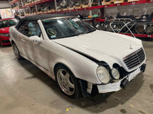 Load image into Gallery viewer, FRONT DOOR GLASS CLK320 CLK430 1998 98 1999 99 2000 00 01 02 03 Right - NW571663
