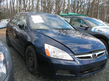 Load image into Gallery viewer, RADIO Honda Accord 2004 04 05 06 07 AM FM 6 CD - MM572408
