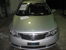 Load image into Gallery viewer, TRANSMISSION Kia Forte 2011 11 2012 12 2013 13 - MM572678
