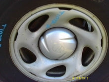 Load image into Gallery viewer, RADIO Toyota Tundra 2003 03 2004 04 - MM577647
