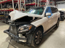 Load image into Gallery viewer, Carrier Assembly  MERCEDES GLS-CLASS 2017 - NW573923
