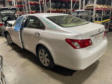 Load image into Gallery viewer, Exterior Door Handle Lexus ES350 07 08 09 10 11 12 Left - NW575362
