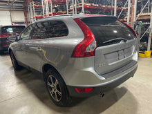 Load image into Gallery viewer, FRONT CV AXLE SHAFT Volvo S60 XC60 09 10 11 12 13 14 15 16 Left - NW575697
