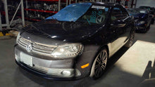 Load image into Gallery viewer, Floor Shifter Volkswagen EOS 2015 - NW579381

