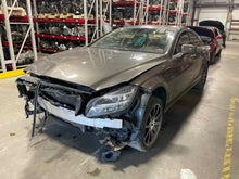 Load image into Gallery viewer, [INVENTORYCAR_YEAR_MAKE_MODEL] TRANSMISSION AWD - NW587249
