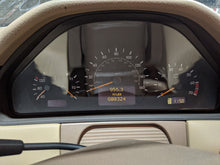 Load image into Gallery viewer, CARRIER ASSEMBLY MERCEDES E320 CLK320 97 98 99 - 02 03 - NW276236
