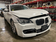 Load image into Gallery viewer, CARRIER ASSEMBLY 550i 550i Gt 650i 750i 750il Alpina B7 13-17 2.81 RATIO AWD - NW487001
