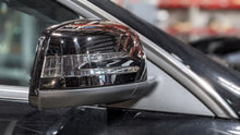 Load image into Gallery viewer, SIDE VIEW DOOR MIRROR C250 C300 C350 C63 12 13 14 15 Right - NW327956
