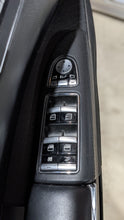 Load image into Gallery viewer, Window Switch Mercedes-Benz SL500 2010 - NW374847

