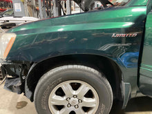 Load image into Gallery viewer, FENDER Toyota Highlander 2001 01 2002 02 2003 03 2004 04 05 06 07 Left - NW503645
