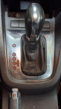 Load image into Gallery viewer, Floor Shifter Volkswagen Jetta 2012 - NW383960
