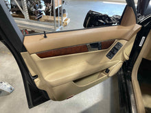 Load image into Gallery viewer, Front Interior Door Trim Panel  MERCEDES C-CLASS 2008 - NW445017
