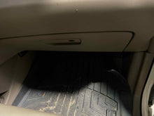 Load image into Gallery viewer, Glove Box Door Volkswagen Routan 2011 - NW488667
