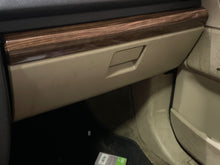 Load image into Gallery viewer, Glove Box Door Land Rover LR2 2009 - NW451273

