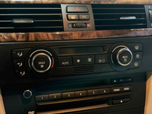 Load image into Gallery viewer, TEMPERATURE CONTROLS BMW 328i 335i 07 08 09 10 - NW575439
