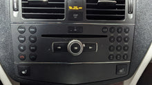 Load image into Gallery viewer, RADIO Mercedes-Benz C250 C300 C350 C63 2010 10 - NW375946
