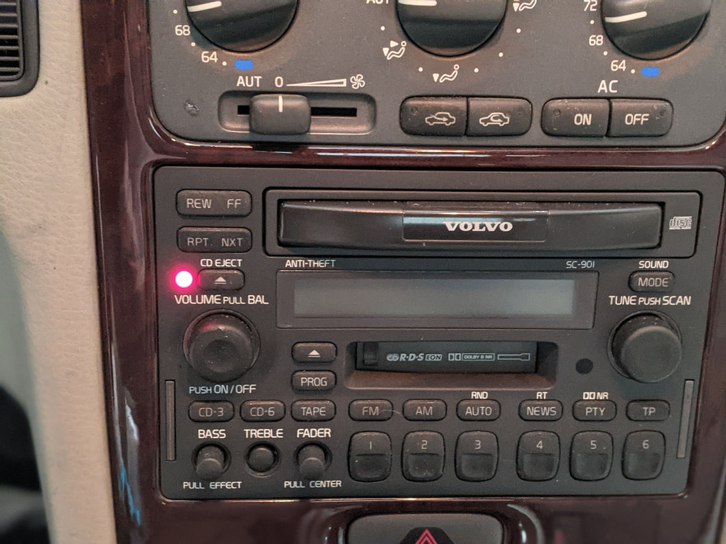 RADIO Volvo C70 1998 98 1999 99 2000 00 01 02 03 04 - NW285977