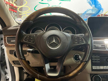 Load image into Gallery viewer, Steering Wheel  MERCEDES CLS-CLASS 2015 - NW549540
