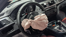 Load image into Gallery viewer, Steering Wheel  BMW 330E 2018 - NW389305

