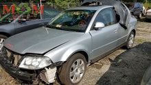 Load image into Gallery viewer, ALTERNATOR TT Beetle Golf  98 99 00 01 02 03 04 05 - 08 - MM1638150
