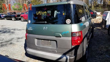 Load image into Gallery viewer, TRANSFER CASE Honda Element 2005 05 2006 06 Auto - MM1745225
